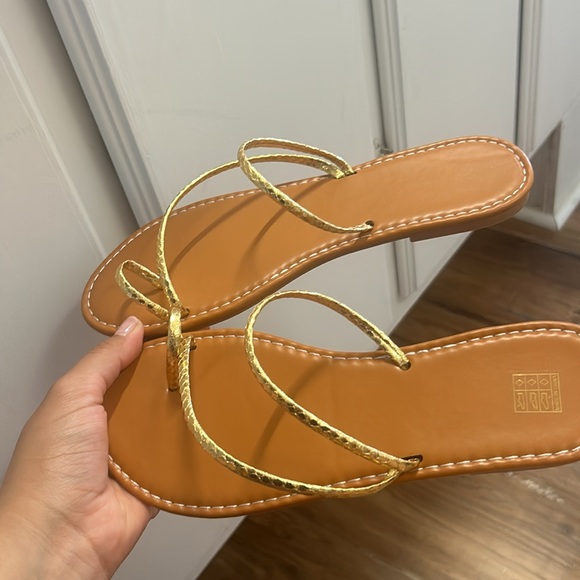 Sandals - Picture 5 of 5